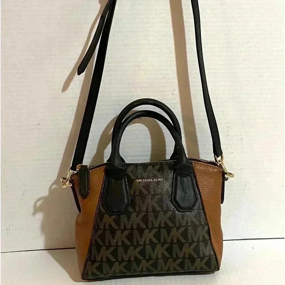 Michael kors logo small crossbody handbag - Picture 12 of 12